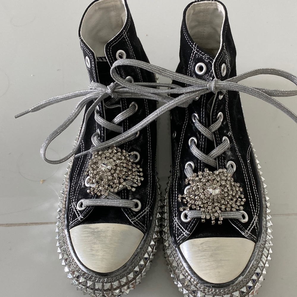 black brand new high tops